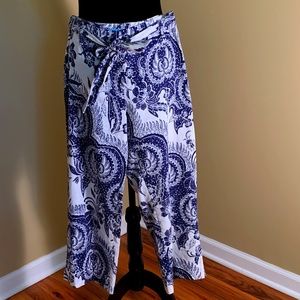 J.McLaughlin Cropped Linen Pants